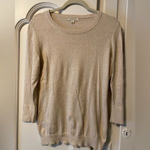 Cream Banana Republic women’s sweater size medium